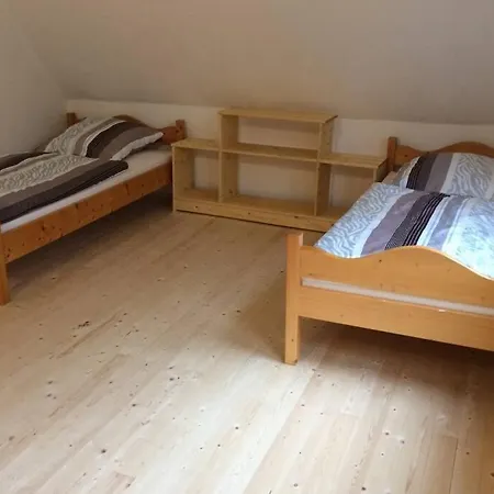 Apartamento Grosse Auf Pferdehof Mitten In Der
